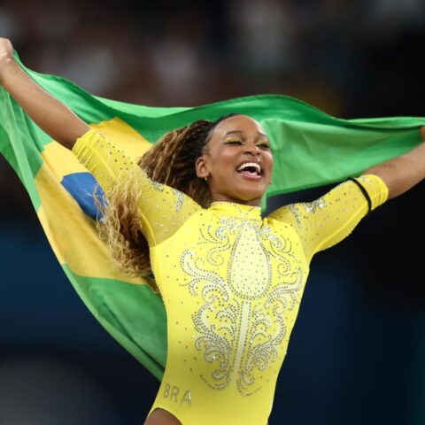 Imagem do post Rebeca Andrade é prata no individual geral na ginástica em Paris
