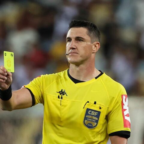 Imagem do post CBF define arbitragem de Bahia e Botafogo pela Copa do Brasil