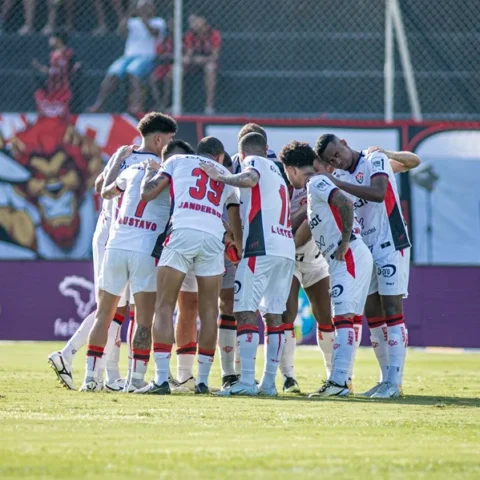 Imagem do post Chances de queda do Vitória diminuem; desempenho no 2º turno é de G-6