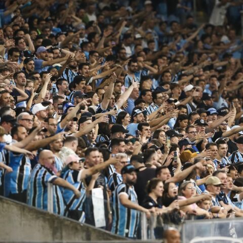 Imagem do post Grêmio identifica torcedor acusado de racismo pelo Flamengo