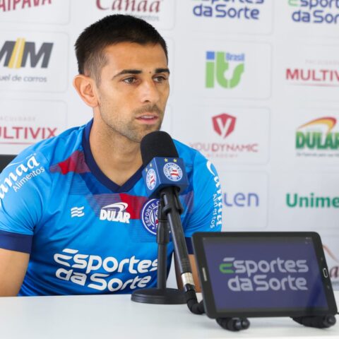 Imagem do post Acevedo diz que se sente bem e projeta parceria com Caio Alexandre