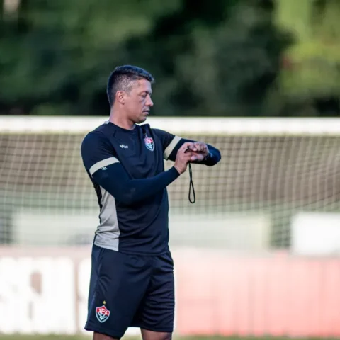Imagem do post Superioridade numérica foi determinante para vitória do Leão, avalia Carpini