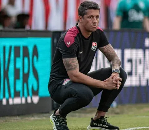 Imagem do post Carpini detona gramado do Barradão após empate frustrante do Vitória