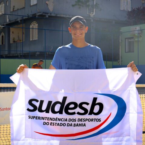 Imagem do post Tenistas baianos apoiados pela Sudesb disputam torneio nacional infantojuvenil em Salvador