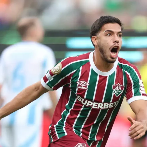 Imagem do post VIRADA ÉPICA! Fluminense assume liderança na Copa do Mundo de clube
