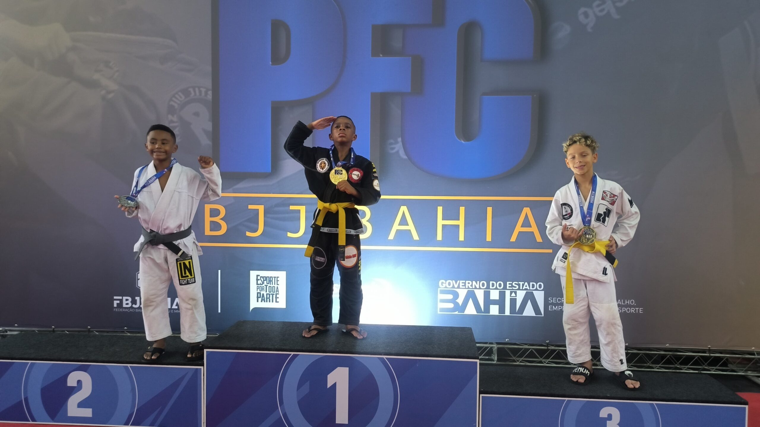 Promessa do Jiu-Jitsu baiano viaja com apoio da Sudesb para o Campeonato Brasileiro Kids 2025