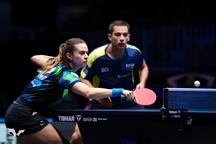 Hugo Calderano e Bruna Takahashi vão à final de torneio na Eslovênia