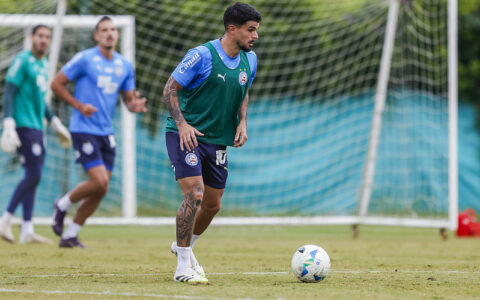 Imagem do artigo Com surpresas, Bahia tá escalado para encarar o América de Cali
