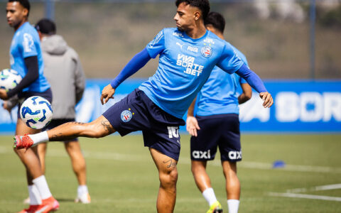 Imagem do artigo Com Rezende em campo, Bahia realiza treino de olho no Juventude