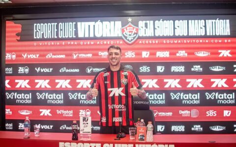 Imagem do artigo Uruguaio é apresentado na Toca do Leão e se diz otimista com time no Brasileirão