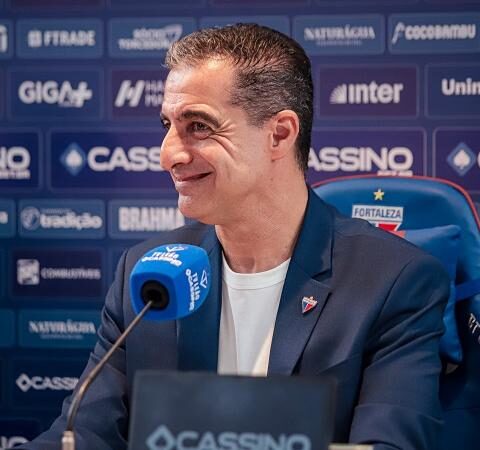 Imagem do artigo Renato Paiva elogia estrutura do Fortaleza e compara com o Bahia