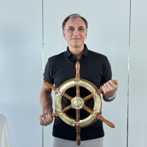 Imagem do artigo Comodoro reeleito toma posse no Yacht Clube da Bahia