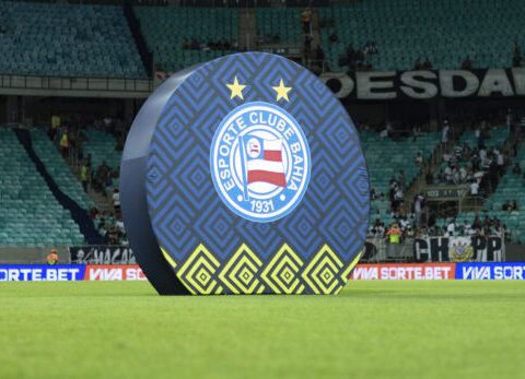 Imagem do artigo Confira a arbitragem de Bahia e Santos pelo Brasileirão
