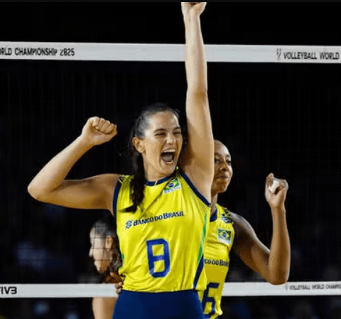 Imagem do artigo Brasil dá show no Mundial de Vôlei e avança invicto