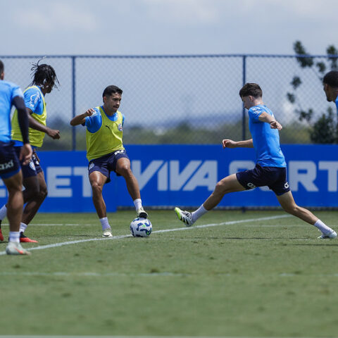 Imagem do artigo Com Kanu, Erick, Ruan Pablo e Caio Alexandre na transição, Bahia treina de olho no Cruzeiro