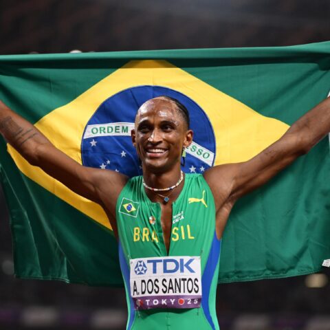 Imagem do artigo Alison dos Santos é campeão mundial após final dramática