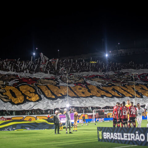Imagem do artigo Após vencer o Bahia, chances de rebaixamento do Vitória diminuem