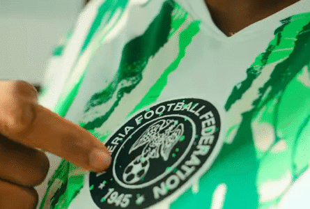Imagem do artigo Avião da seleção da Nigéria sofre pane e atrasa chegada para jogo