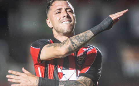 Imagem do artigo Vitória tem baixas importantes para confronto com o Vasco