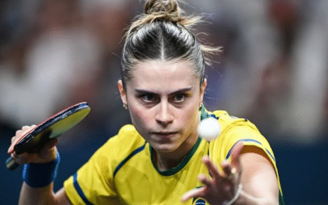 Imagem do artigo Bruna Takahashi quase derruba top 5 no WTT Champions 2025