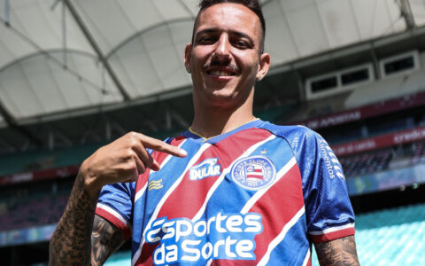 Imagem do artigo Inter tenta repatriar lateral do Bahia e negociação pode envolver troca de jogadores