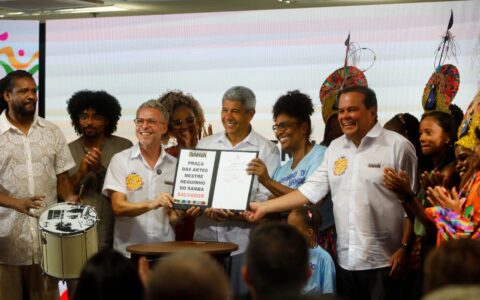 Imagem do artigo Jerônimo lança Verão da Bahia 2025/2026 com mega operação de segurança, cultura e turismo em todo o estado