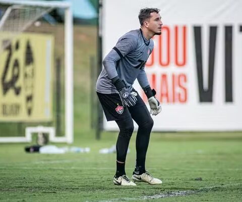 Imagem do artigo Sport aciona o Vitória na justiça por falta de pagamento de multa do goleiro Thiago Couto