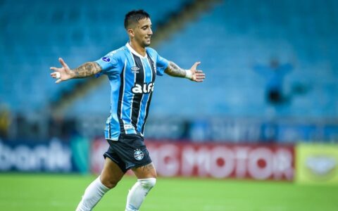 Imagem do artigo Bahia encaminha contratação do atacante uruguaio Cristian Oliveira