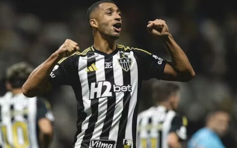 Imagem do artigo Atlético-MG está próximo de acertar a permanência do zagueiro Victor Hugo