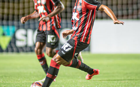 Imagem do artigo Pressão no Barradão: Vitória enfrenta Juazeirense buscando sair do zero no Baianão
