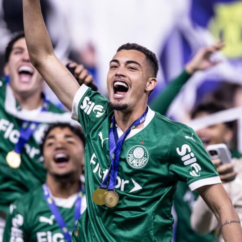 Imagem do artigo Visando o título: Vitória contrata zagueiro do Palmeiras para a temporada 2026