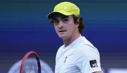 Imagem do artigo João Fonseca cai no ranking da ATP após desistência em Brisbane