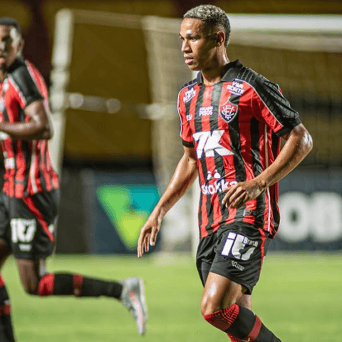 Imagem do artigo Vitória e Jacuipense empatam no retorno do futebol a Pituaçu