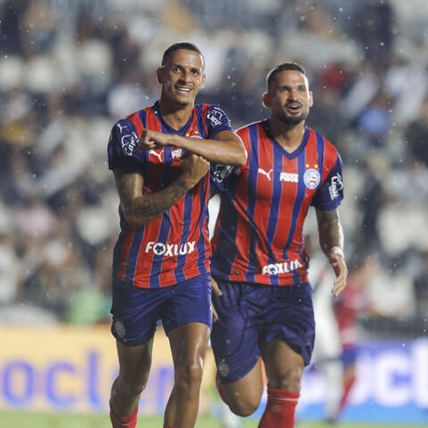 Imagem do artigo Invicto em 2026, Bahia vence o Vasco e sobe para 2º na Série A