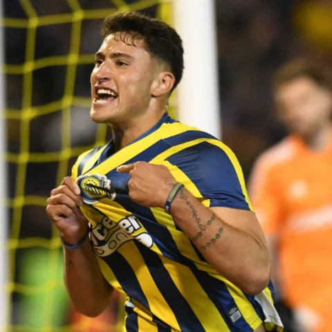 Imagem do artigo Bahia fecha com atacante do Tottenham e define quando reforço argentino chega a Salvador