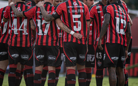 Imagem do artigo Rumo ao penta ou queda na guerra? Vitória descobre caminho na Copa do Nordeste