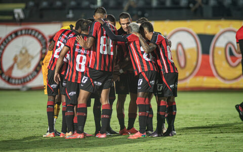 Imagem do artigo CRB x Vitória: tudo sobre o duelo decisivo com escalações, transmissão e desfalques