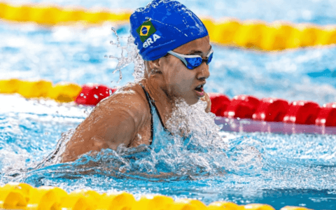 Imagem do artigo Arthur Xavier e Beatriz Flausino conquistam ouro na natação paralímpica
