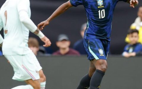 Imagem do artigo Alívio na Seleção! Vini Jr se recupera, volta aos treinos e deve ser titular contra a Croácia 