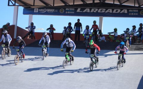Imagem do artigo Euclides da Cunha vira capital do ciclismo com Desafio Arara de Lear e agenda esportiva intensa na Bahia