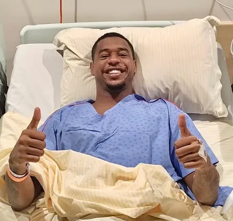 Imagem do artigo Temporada encerrada! Dudu passa por cirurgia e inicia recuperação fora do Vitória