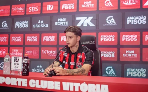 Imagem do artigo Reforço liberado! Diego Tarzia aparece no BID e fica pronto para estrear no Vitória