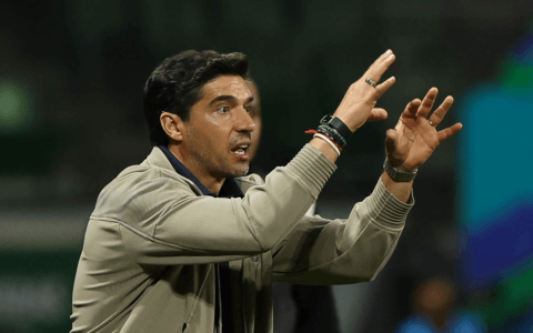 Imagem do artigo Palmeiras vence, mas Abel dispara: “faltou seriedade”  mesmo vencendo de 3 a 0