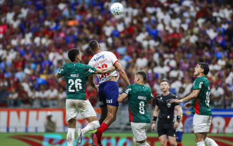 Imagem do artigo “Aqui você não apita nunca mais”: diretor do Bahia perde a cabeça após derrota para o Palmeiras