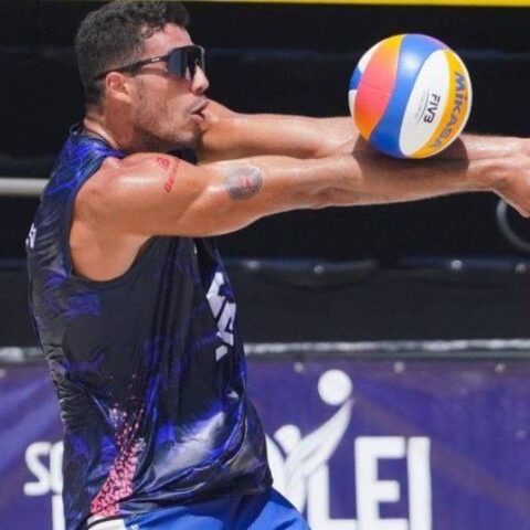 Imagem do artigo Bahia anuncia saída de Saymon Barbosa e reformula equipe de vôlei de praia