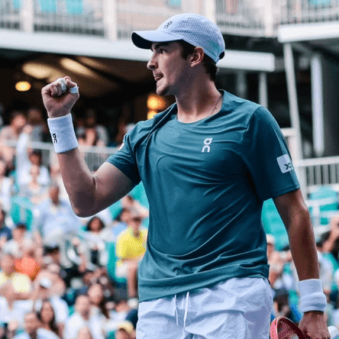 Imagem do artigo João Fonseca estreia com autoridade e avança sem sustos no Masters 1000