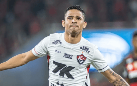 Imagem do artigo Vitória perde por 2 a 1 e decide vaga no Barradão