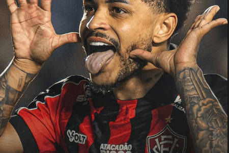 Imagem do artigo Embalado e confiante: Vitória encara Bragantino após eliminar o Flamengo