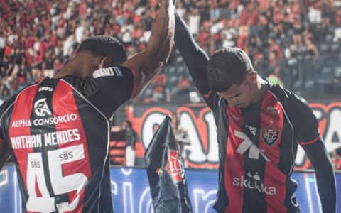Imagem do artigo Vitória atropela o Coritiba no Barradão e dispara na tabela