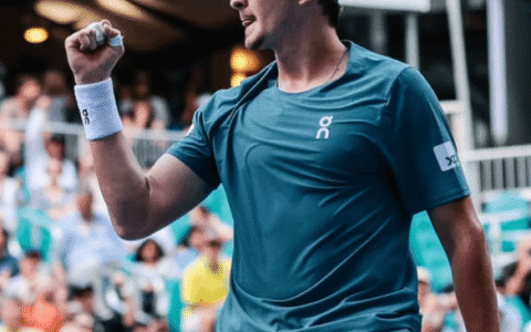 Imagem do artigo João Fonseca vence com autoridade na estreia em Roland Garros